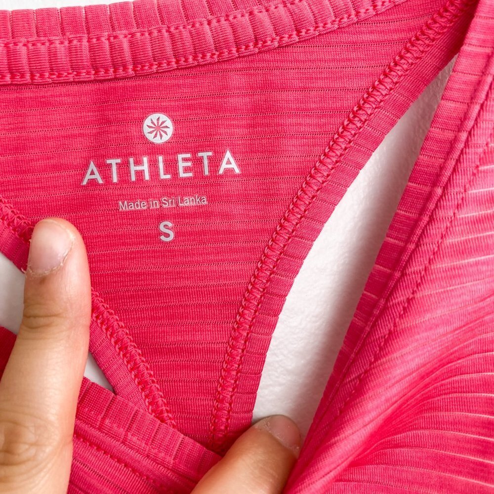 ⭐️ ATHLETA Raspberry Chi Tank Top Workout Athletic Small Racerback - Picture 3 of 6